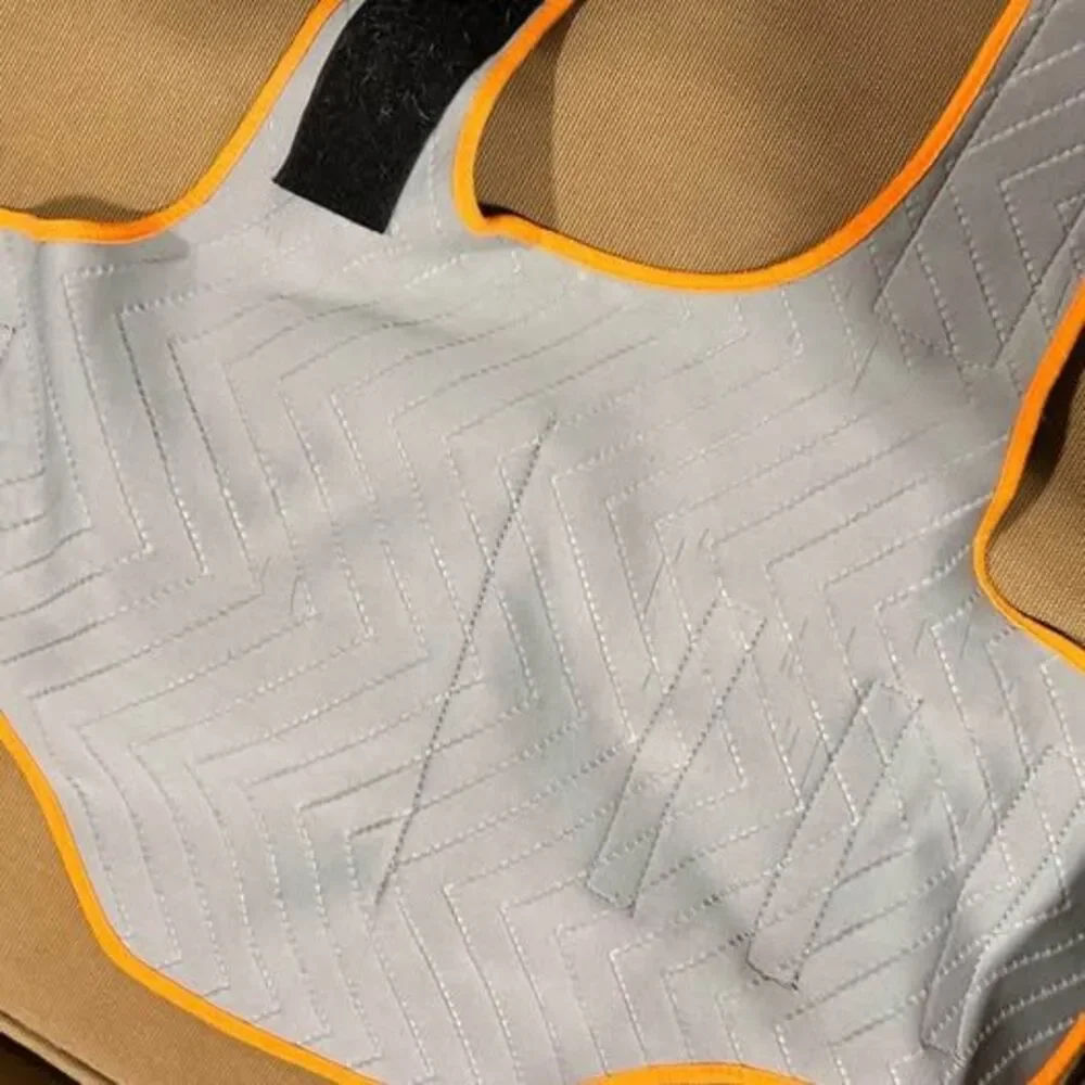 Dog Thunder Shirt size Small